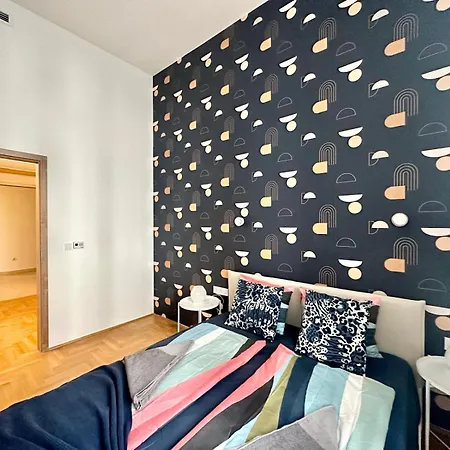 Aurum Maison Downtown D16 #freeparking